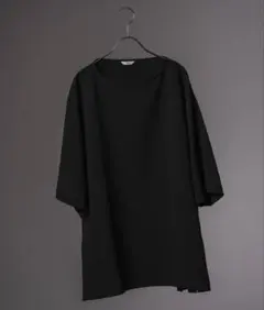 SLOANE 小顔Tシャツ ブラック boutique310 佐藤佳菜子 - メルカリ