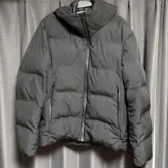 ユニクロ　シームレスダウンパーカー　Lサイズ ブラック　311-459624