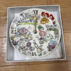 k*6様 アリス・イン・ワンダーランド 置時計のサムネイル