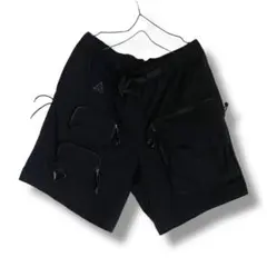 NIKE acg カーゴショーツ　Ｓサイズ ナイキ　ハーフパンツ　ブラック