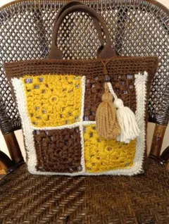 お値下げ！ツートンカラーのモチーフ編みトートバック