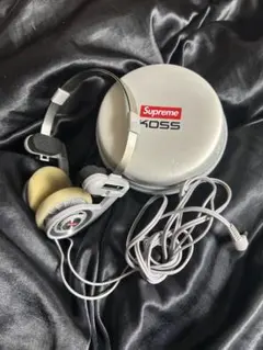 2026年最新】KOSS ヘッドホン supremeの人気アイテム - メルカリ