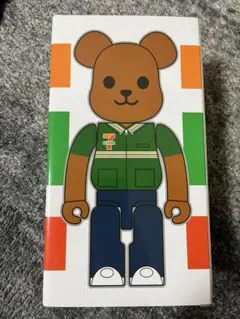 BE@RBRICK 7-11 ベアブリック　400% 100% セブンイレブン BE@RBRICK べアブリック 100% ＆ 400% - メルカリ