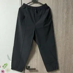 ファミリーマート　ジョガーパンツ　ナイロン