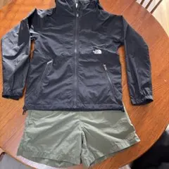 ノースフェイス　ウィンドブレーカー・短パン