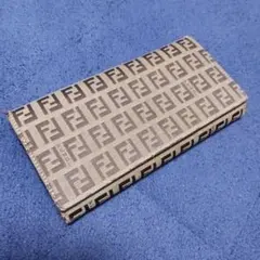 FENDI フェンディ 長財布 ブラウン ズッカ柄
