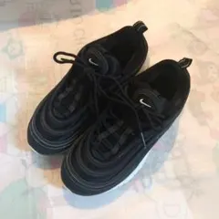 NIKE AIR MAX 97 ブラック ホワイト スニーカーのサムネイル