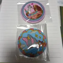 ディズニー刺繍缶バッジ　ダンボ　わんわん物語2個