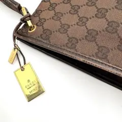 【GUCCI】ブラウンのGGキャンバスショルダーバッグ