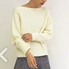 美品　デプレ　長袖ニット ホワイト リブ編み