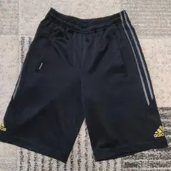 adidas ハーフパンツ 黒 3本ライン 150cm