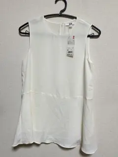 ノースリーブブラウス