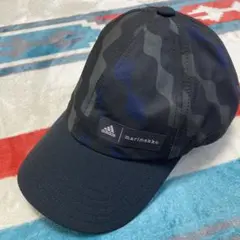 アディダス×マリメッコ コラボ　キャップ
