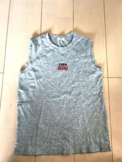 140UNIQLO キッズ タンクトップ　ノースリーブのサムネイル