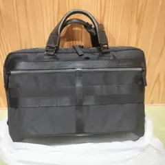 Item thumbnail for item b79ba8ca-4f4b-4a3b-9e12-3e723bf72fb9