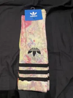 adidas タイダイ ソックス ストライプ