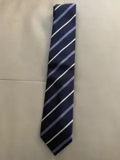 ユニクロ シルクネクタイ ネイビー