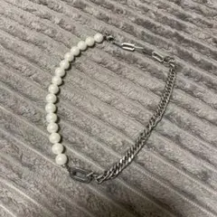 パールとシルバーのチェーンネックレス