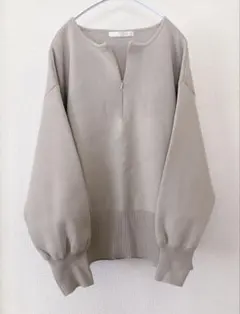 ハーフジップ ボリュームスリーブ ニットベージュ Mスポンジニット