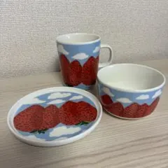 2026年最新】マリメッコ いちご プレートの人気アイテム - メルカリ