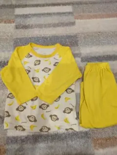 ベビーパジャマ　90