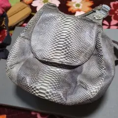レザー ショルダーバック