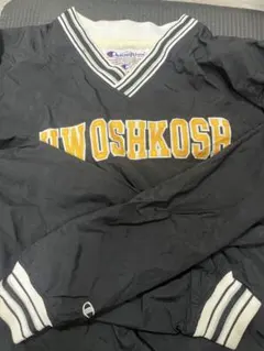 チャンピオン カレッジ刺繍 ナイロン プルオーバー 黒 チャンピオン