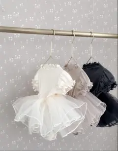 alli.　mellow puff sleeve tulle rompersのサムネイル