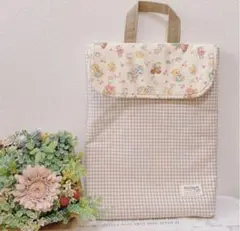 Item thumbnail for item fbb88e80-8487-4f59-b9a5-5a32c3cfba88