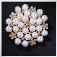 ブローチ　卒業式　入学式　パーティーゴールド　ゴージャス　パール風　華やか