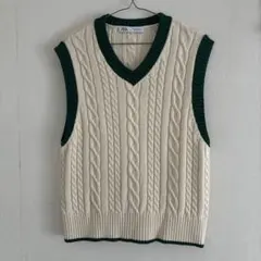 ZARA ケーブルニット Vネックベスト Mサイズ アイボリー/グリーン　美品！