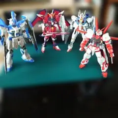 ②ジャンクプラモデル ガンプラ・RG Hi-νガンダム サザビー(メタリック)他 ②ジャンクプラモデル ガンプラ・RG Hi-νガンダム サザビー(メタリック