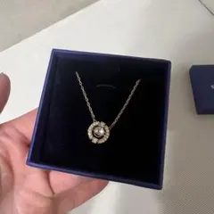 スワロフスキースパークリングダンスネックレス