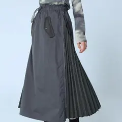 LASUD（ラシュッド）新品ジップインプリーツスカート：定価19,500円