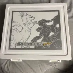 キャリングケース　BW レシラム　ゼクロム　おまけカード付き