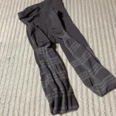 グレーチェックタイツ