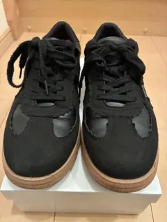 ブラックスニーカー スエード/合成皮革