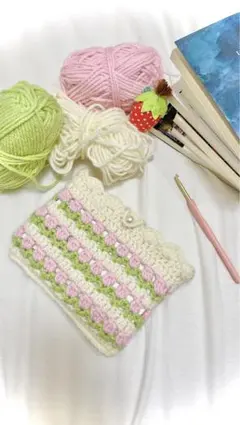編み物　ハンドメイド　ブックカバー　ポーチ　チューリップ　花