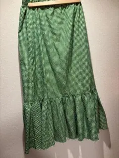 チェックスカート