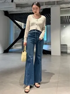 Item thumbnail for item 641e9102-f4b3-4360-ac8e-2108f51e04cd