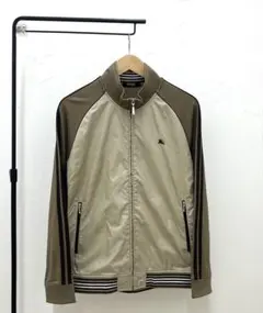 2025年最新】burberry トラックジャケットの人気アイテム - メルカリ