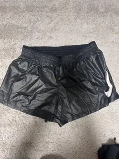 Nike ブラックショーツ ランニング、ショートパンツ、トレーニング、ナイキXL