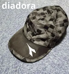 diadora キャップ チェック柄