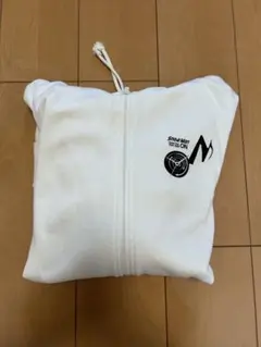 Item thumbnail for item ca67b1e8-e47b-4fd6-81ca-8ba0e8705214