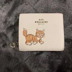 【美品】COACH コーチ 猫 ダンシングキトゥン 二つ折り財布 ホワイト