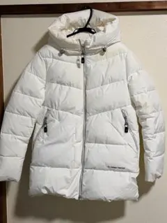 ホワイトダウンジャケット
