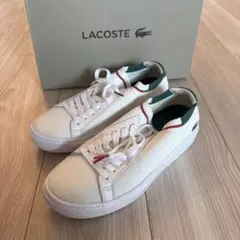 新品未使用に近い　LACOSTE スニーカー 定価14,850円