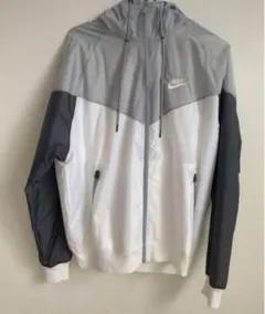 NIKE ナイキ　メンズ　ナイロンジャケット　新品のサムネイル