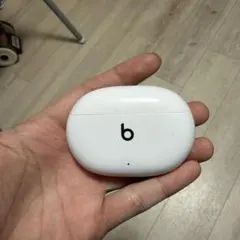 Beats Studio Buds 本体 ホワイト ワイヤレスイヤホン 箱無しのサムネイル