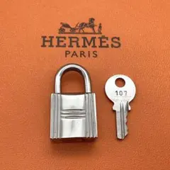 2025年最新】エルメス南京錠カデナの人気アイテム - メルカリ